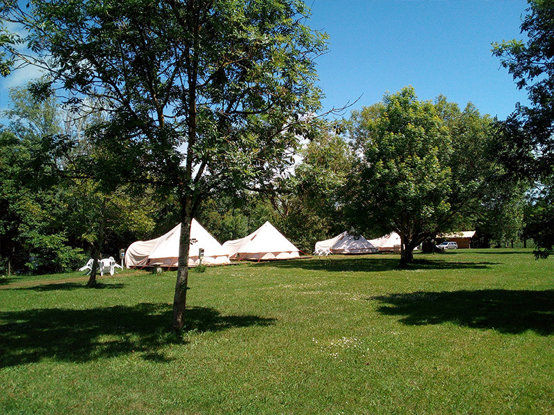Camping les Terres de Belle Rive - Candes-Saint-Martin