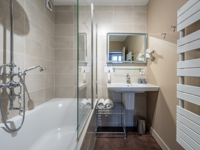 La Dixmeresse salle de bain - © Charles Johnson La Dixmeresse salle de bain