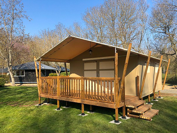 Lodge camping les Granges Luynes