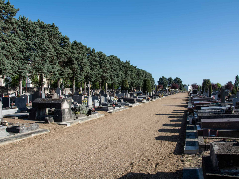 Visite du cimetière Lasalle
